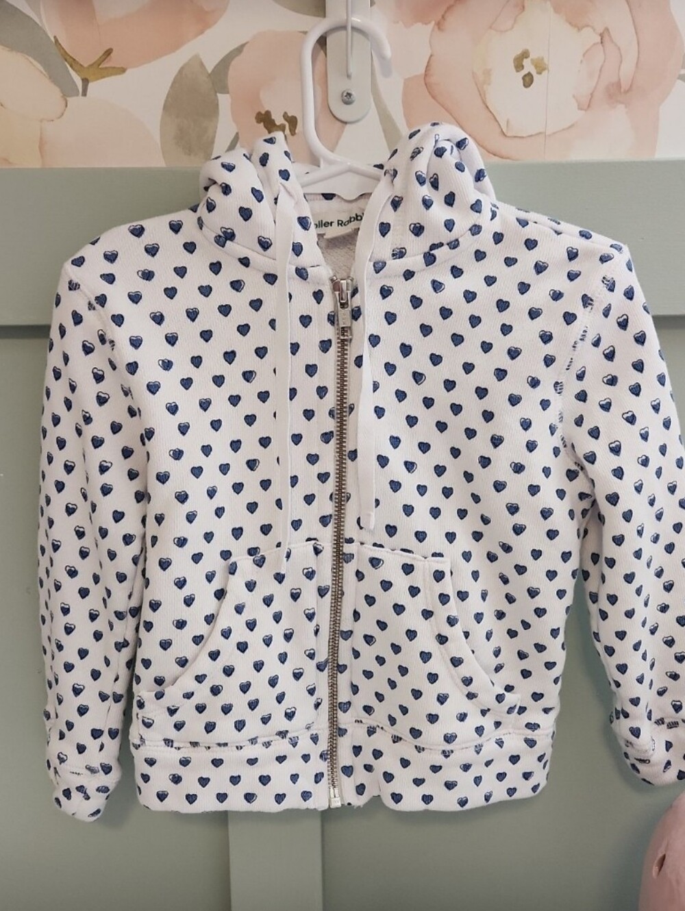 Roller Rabbit 4 Or 4t White Hoodie Jacket with Navy Heart Print